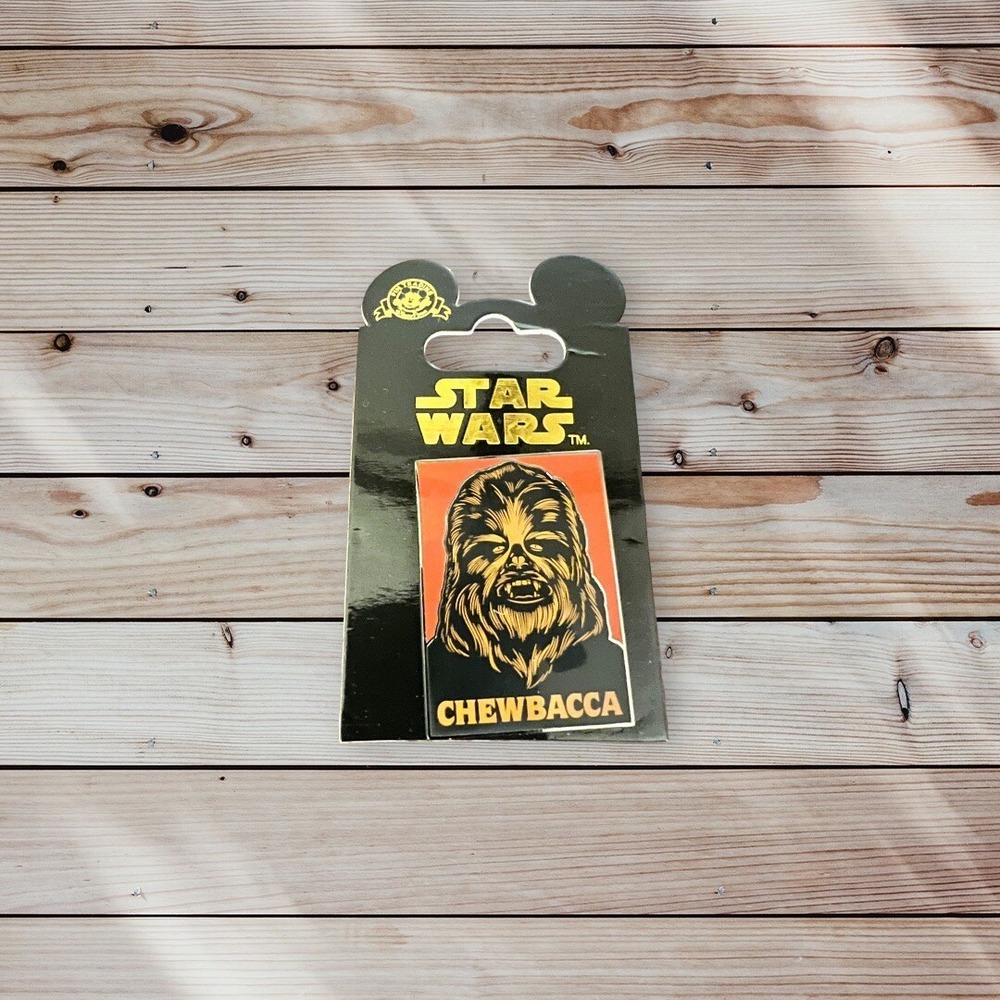 Disney Star Wars Chewbacca Portrait Disney Trading Collectors Pin 2018 Pre-Owned